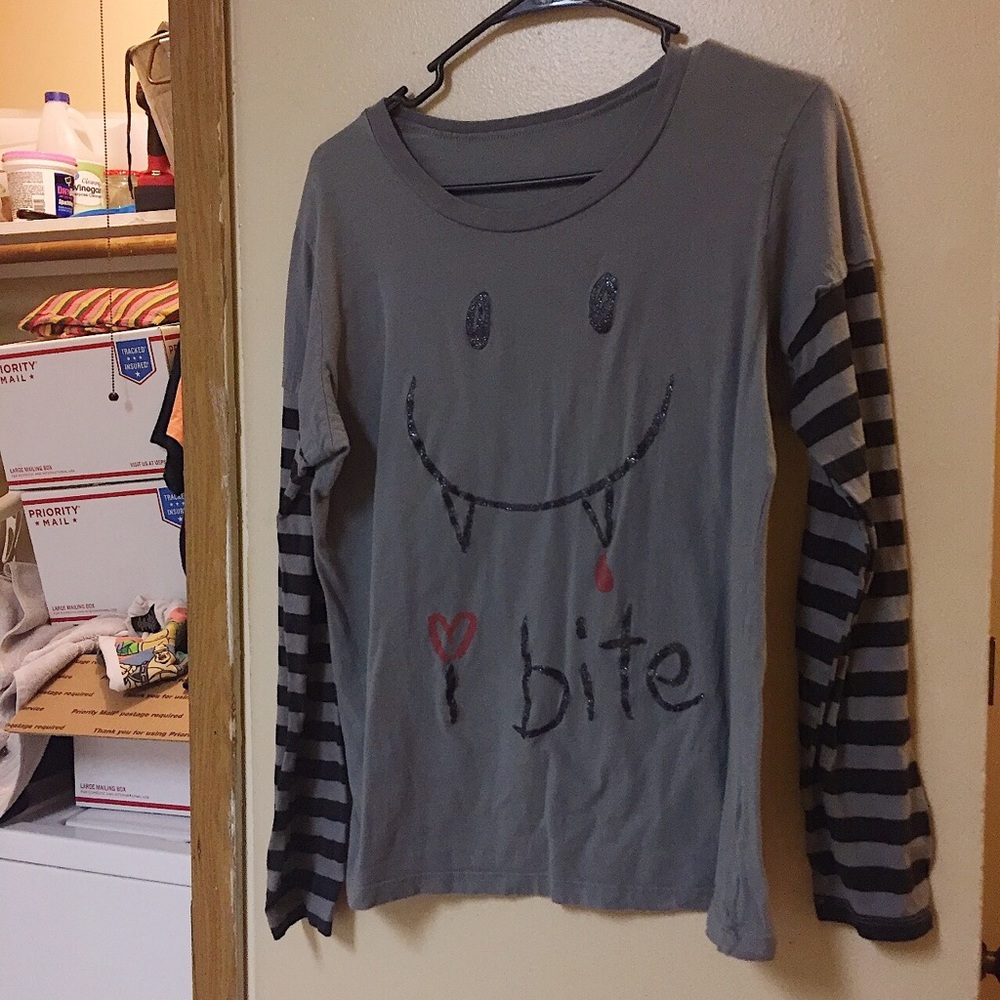 I Bite vampire T-Shirt
